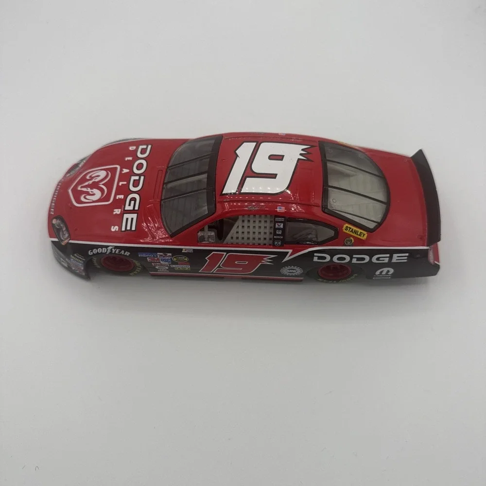 RARE 2006 Jeremy Mayfield #19 Dodge Dealers Dodge Intrepid 1:24 Action NASCAR
